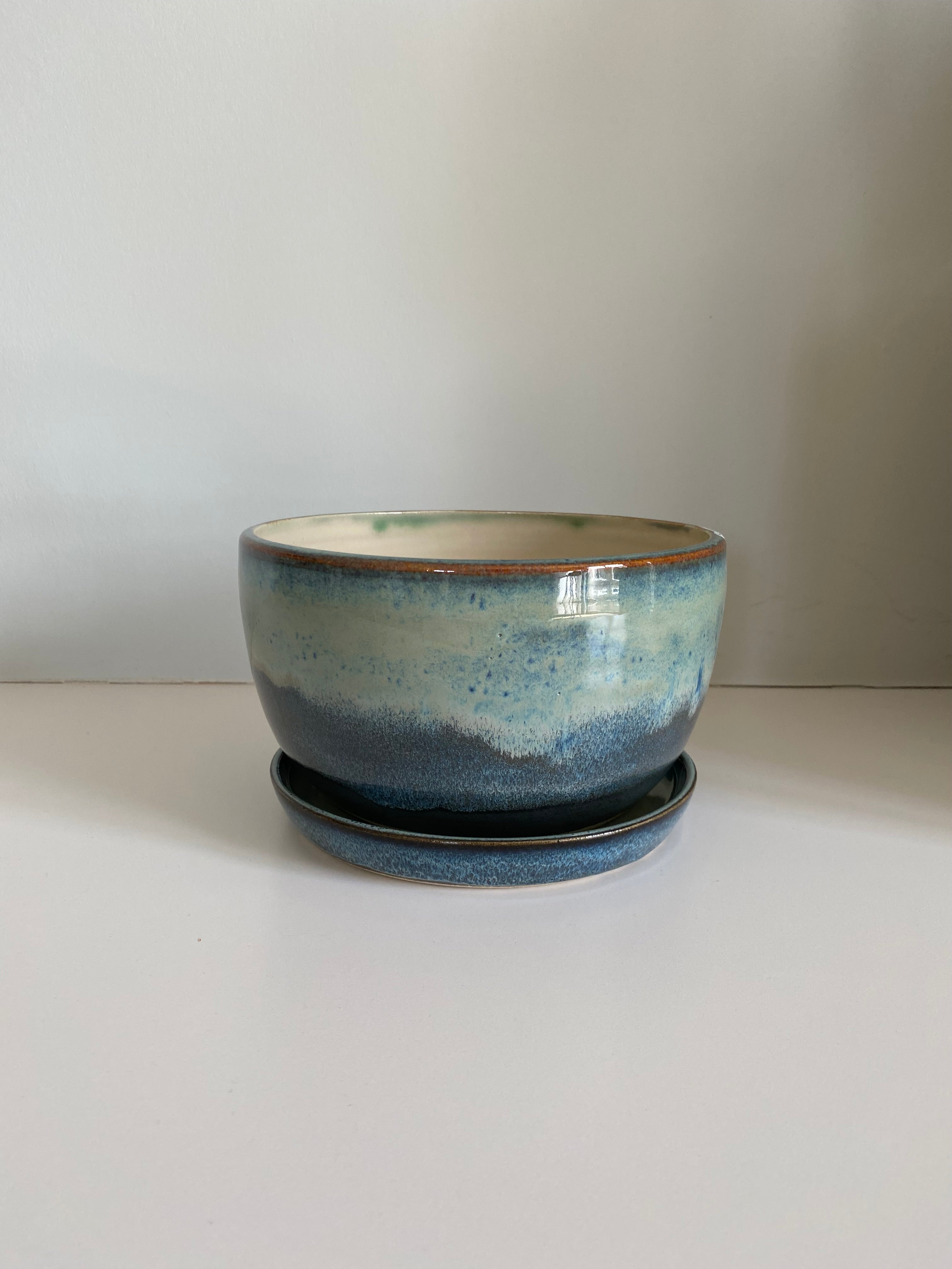 Bloempot met schaaltje "Shades of Blue"